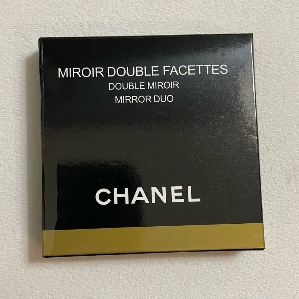 NIB Chanel Double Compact Mirror With Velvet Black Pouch